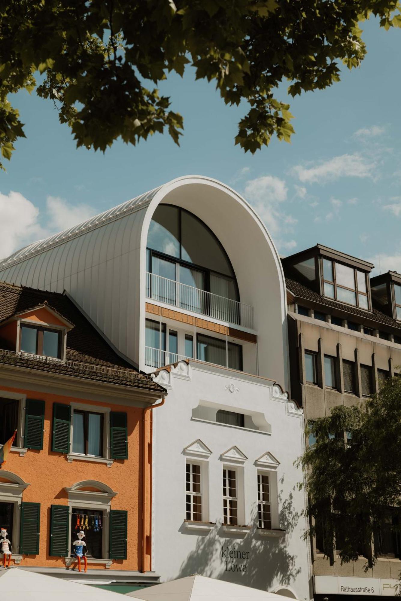 Kleiner Loewe - Stadthotel Bregenz Bagian luar foto